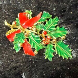 Vintage Gerrys Christmas Holly Brooch Pin With Red & Green Enamel Signed
